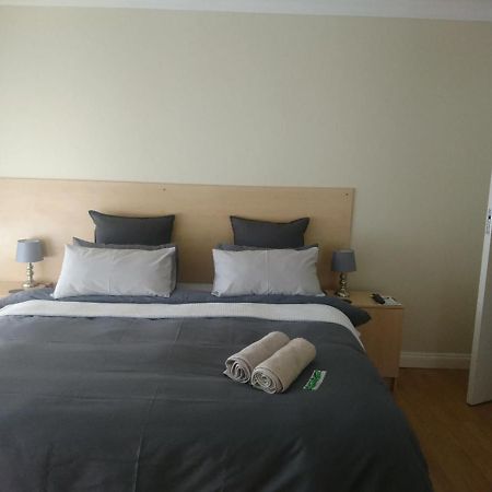 Pta East Guest House Pretoria-Noord Exterior foto