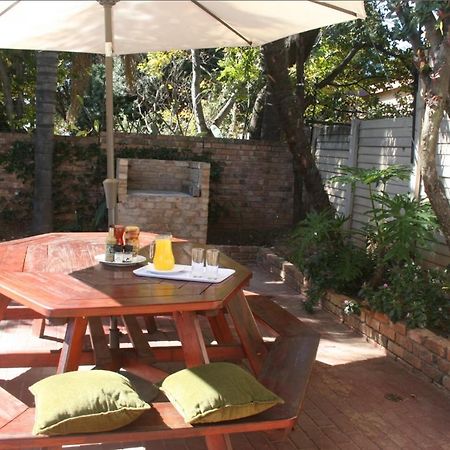 Pta East Guest House Pretoria-Noord Exterior foto
